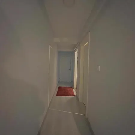 2+1 Garden Floor In Besiktas Διαμέρισμα Κωνσταντινούπολη
